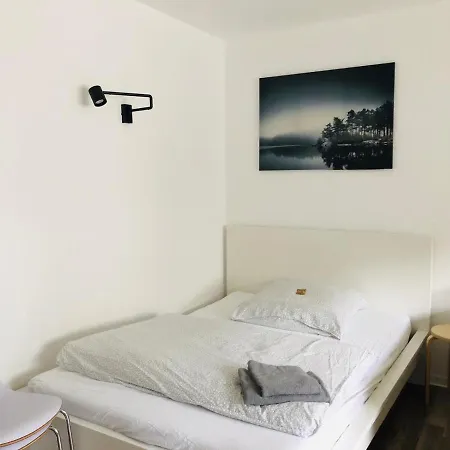 アパート Zentrales Studio Im Kaiserviertel *